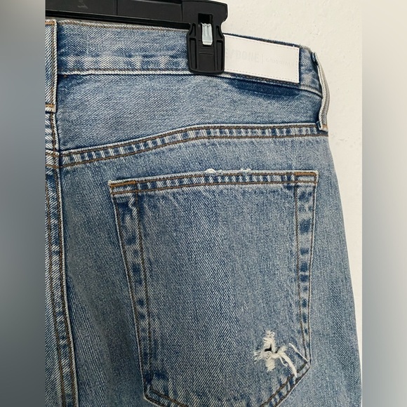 RE/DONE Distressed Low Slung Crop Rigid Jeans New Size 30 - Picture 9 of 10